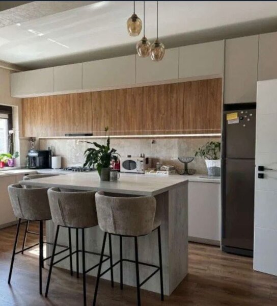 Alunului, inchiriere apartament 3 camere mobilat modern!