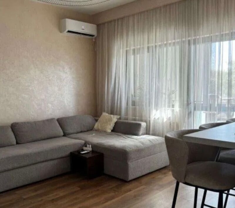 Alunului, inchiriere apartament 3 camere mobilat modern!